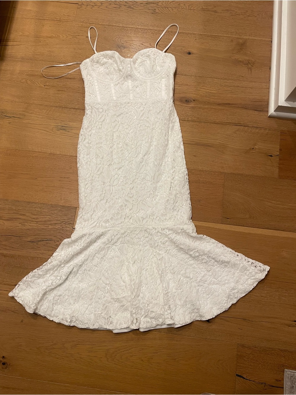 Lulu’s Found Your Love White Lace Sleeveless Trumpet Midi Dress